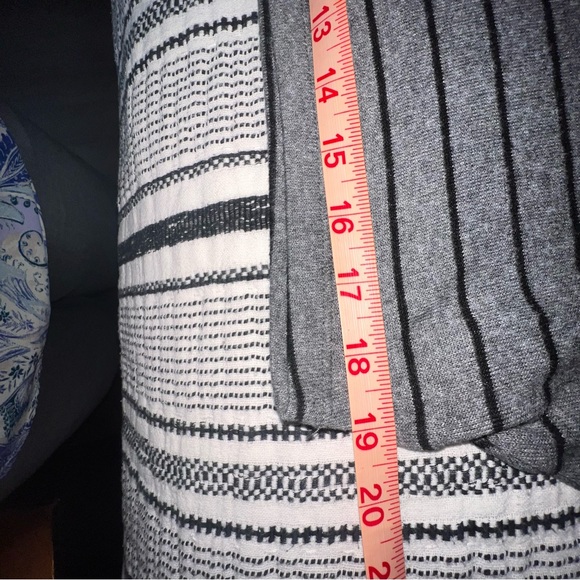 24/7 Dolman Long sleeve top - Picture 9 of 11